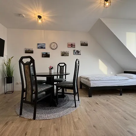 Gemuetliches Fuer 2 Personen Nahe Raumfabrik - Durlach By Rabe شقة *